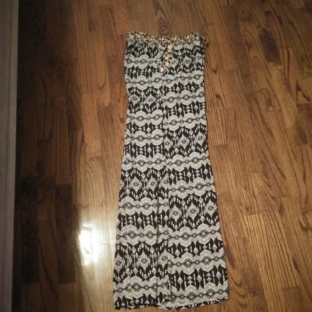 Flowy patterned pants